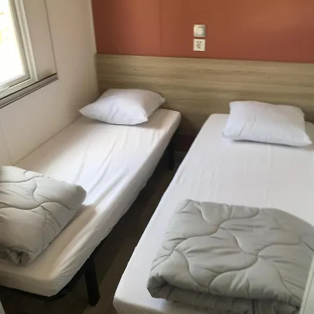 Vakantiehuis Mobil Le Mar Estang Bord De *